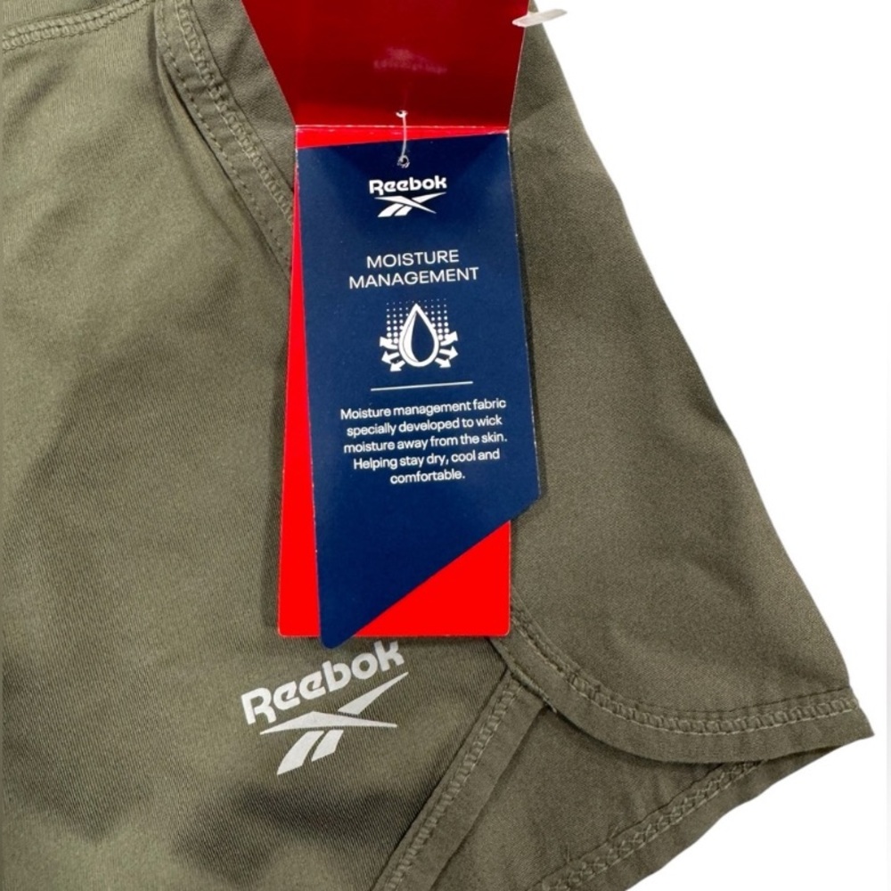 REEBOK NWT Slim Marathon
Vector Short Built In Panty Green Large - Picture 5 of 12